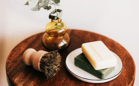 Natural soaps. Existing benefits and types